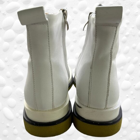 White Faux Leather Boots Size 8 - Picture 3 of 9
